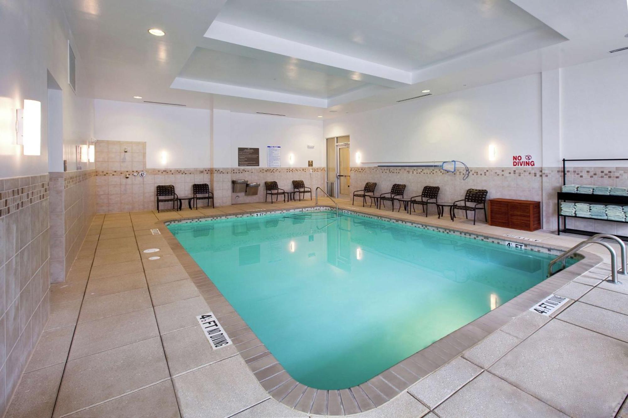 Hilton Garden Inn Raleigh Кэри Экстерьер фото