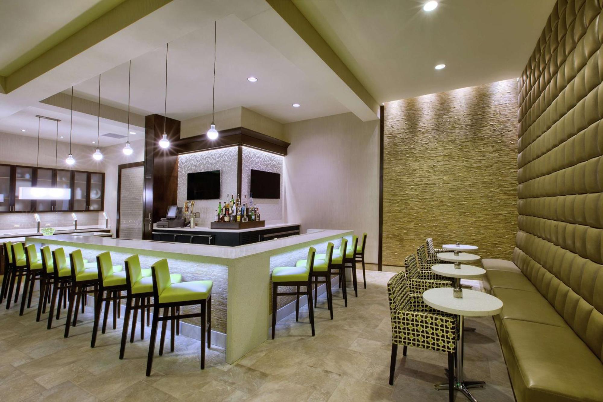 Hilton Garden Inn Raleigh Кэри Экстерьер фото