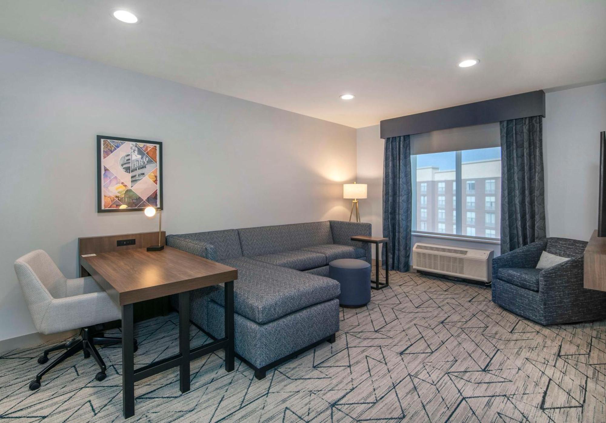 Hilton Garden Inn Raleigh Кэри Экстерьер фото