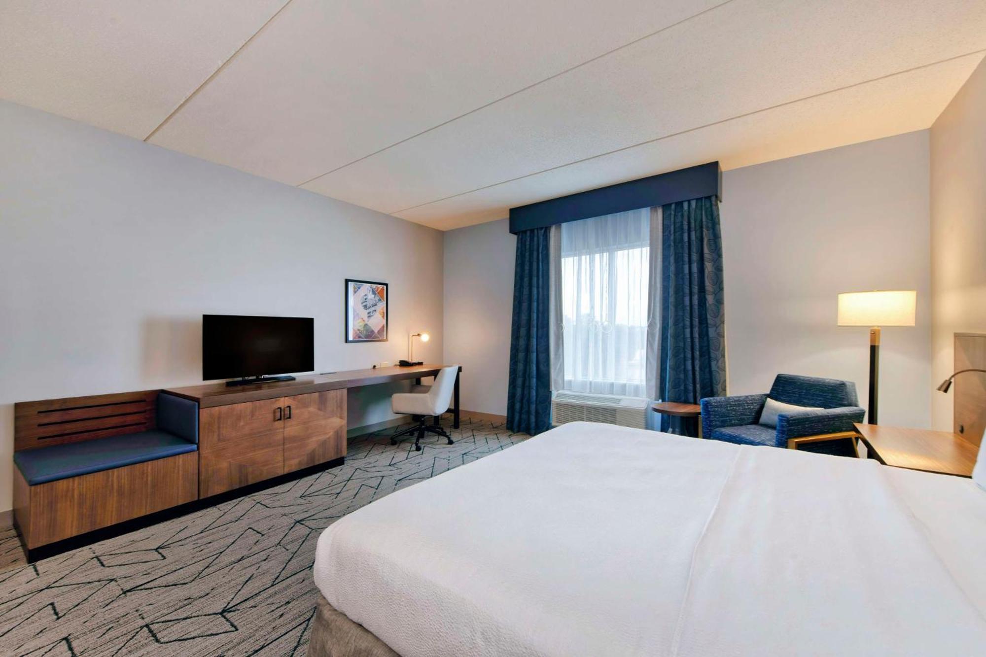 Hilton Garden Inn Raleigh Кэри Экстерьер фото