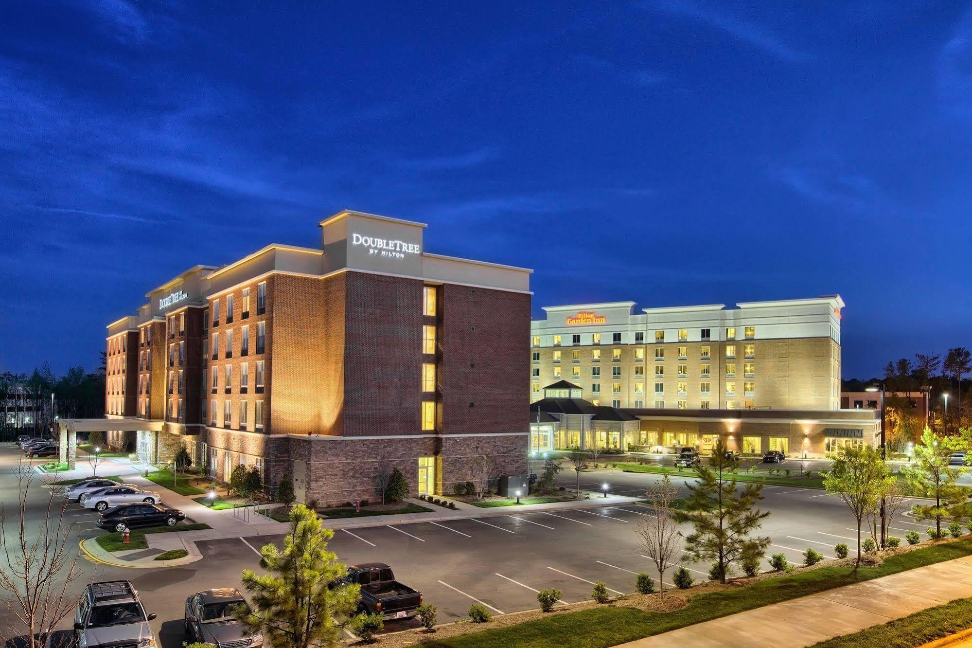Hilton Garden Inn Raleigh Кэри Экстерьер фото